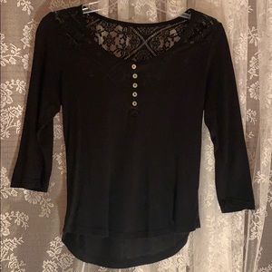 3/4 sleeve black top